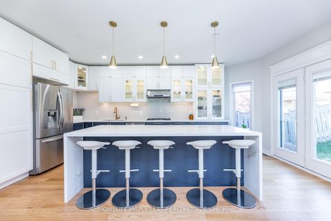 Photo 14 at 238 Devonsleigh Boulevard, Devonsleigh, Richmond Hill Photo 14 at 238 Devonsleigh Boulevard, Devonsleigh, Richmond Hill