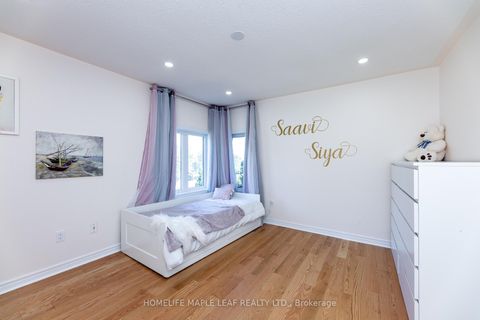 Photo 21 at 238 Devonsleigh Boulevard, Devonsleigh, Richmond Hill Photo 21 at 238 Devonsleigh Boulevard, Devonsleigh, Richmond Hill