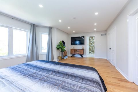 Photo 34 at 238 Devonsleigh Boulevard, Devonsleigh, Richmond Hill Photo 34 at 238 Devonsleigh Boulevard, Devonsleigh, Richmond Hill