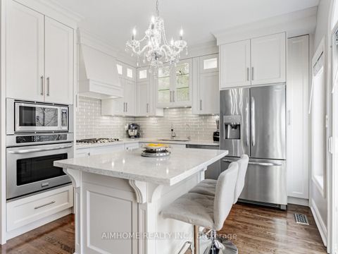 Photo 10 at 2 Brownstone Lane, Kingsway South, Toronto