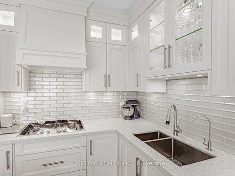 Photo 14 at 2 Brownstone Lane, Kingsway South, Toronto