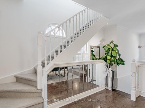Photo 17 at 2 Brownstone Lane, Kingsway South, Toronto