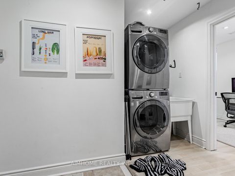 Photo 29 at 2 Brownstone Lane, Kingsway South, Toronto