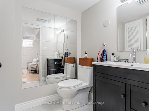 Photo 33 at 2 Brownstone Lane, Kingsway South, Toronto
