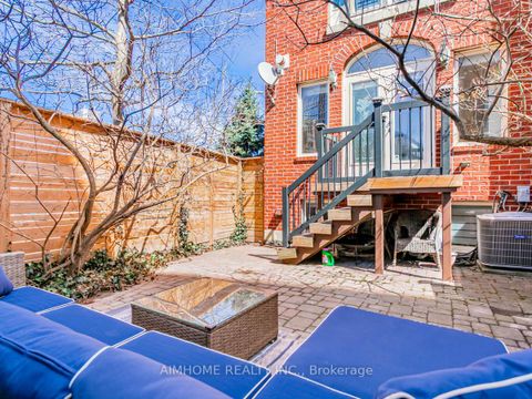 Photo 38 at 2 Brownstone Lane, Kingsway South, Toronto