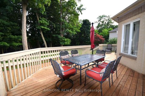 Photo 47 at 145 Renaissance Court, Beverley Glen, Vaughan