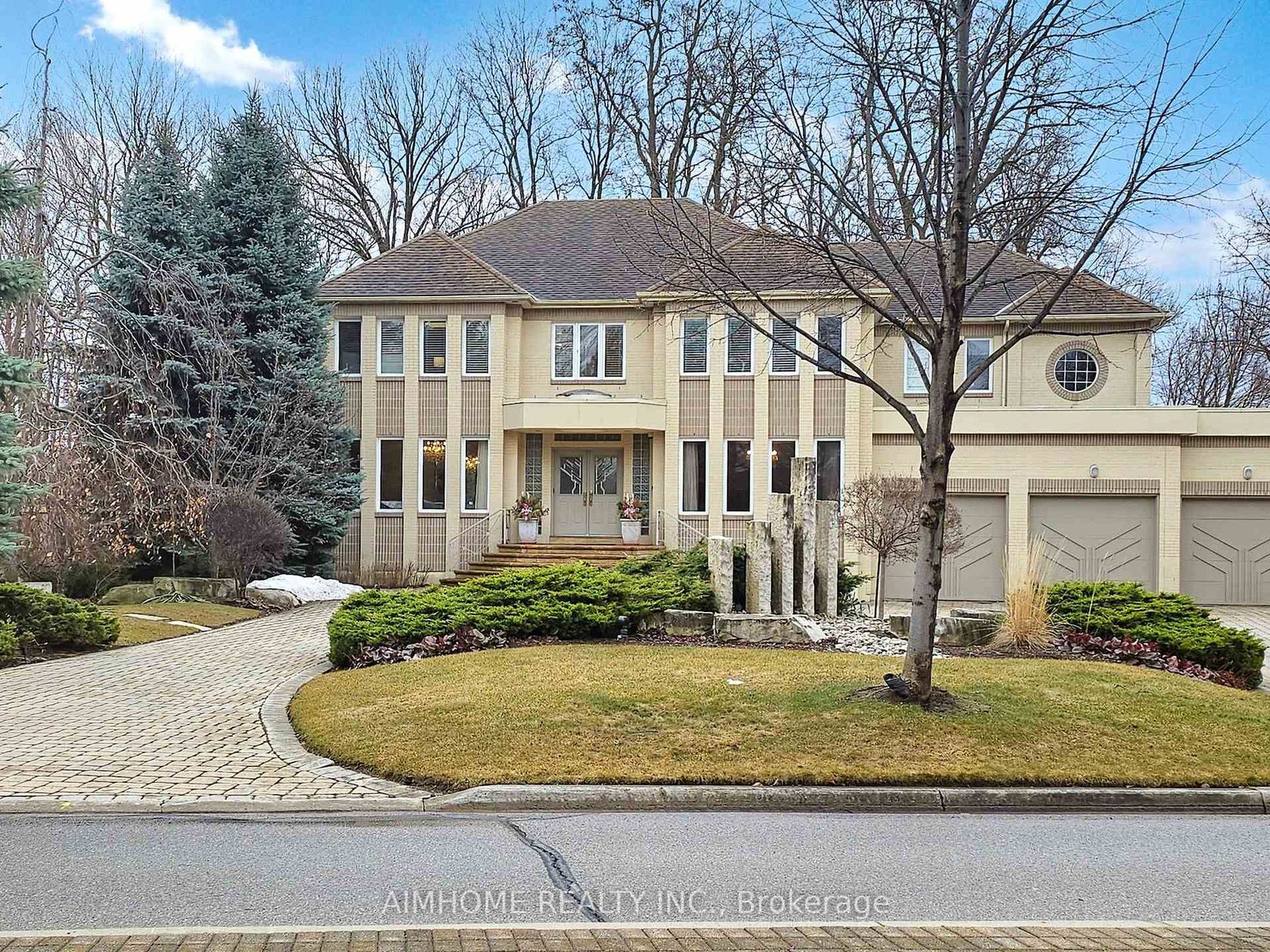 145 Renaissance Court, Beverley Glen, Vaughan 
