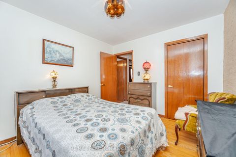 Photo 14 at 4378 Lawrence Avenue E, West Hill, Toronto