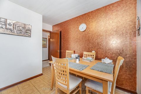 Photo 18 at 4378 Lawrence Avenue E, West Hill, Toronto