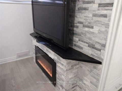 Photo 10 at 5 Aylesford Drive, Cliffside, Toronto
