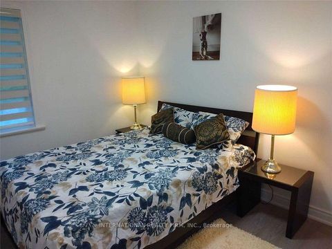 Photo 15 at 5 Aylesford Drive, Cliffside, Toronto
