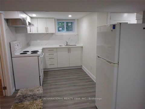 Photo 20 at 5 Aylesford Drive, Cliffside, Toronto