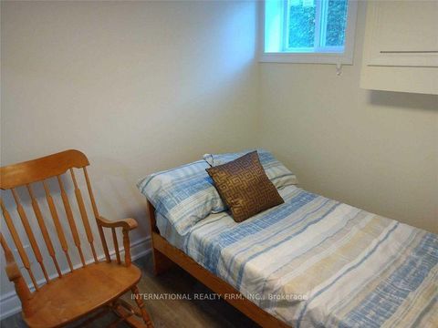 Photo 26 at 5 Aylesford Drive, Cliffside, Toronto