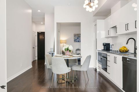 Photo 13 at 725 - 23 Glebe Road W, Eglinton, Toronto