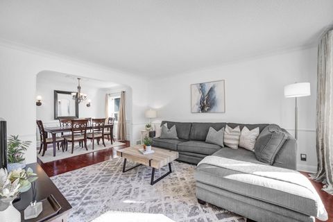 Photo 3 at 17 Gwendolen Crescent, Westgate, Toronto