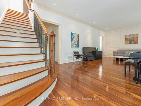 Photo 5 at 35 Yorkdale Crescent, Pelmo Park W5, Toronto