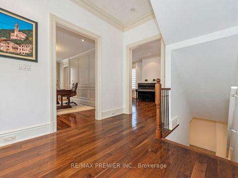 Photo 24 at 35 Yorkdale Crescent, Pelmo Park W5, Toronto