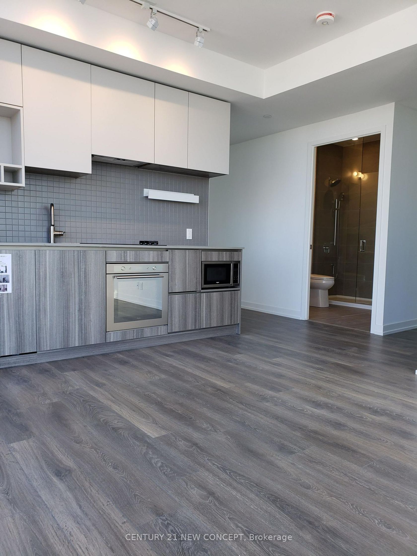 2902 - 898 Portage Parkway, Vaughan Corporate Centre, Vaughan 