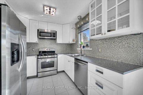 Photo 9 at 233 Gamma Street, Alderwood, Toronto