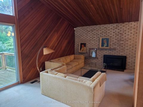 Photo 3 at 36 Danville Drive, Windfields, Toronto