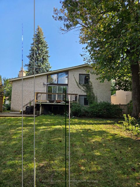 Photo 8 at 36 Danville Drive, Windfields, Toronto