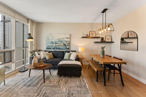 Photo 1 at 4609 - 763 Bay Street, Bay Street Corridor, Toronto