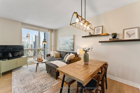 Photo 2 at 4609 - 763 Bay Street, Bay Street Corridor, Toronto