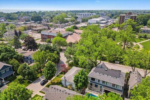 Photo 18 at 49 Head Street, CO Central, Oakville