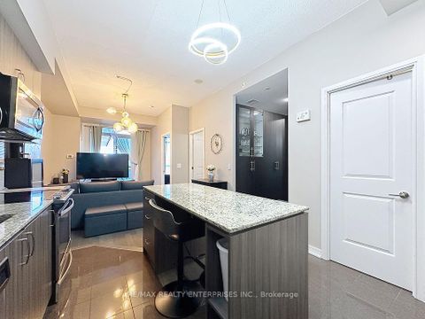 Photo 14 at 802 - 9205 YONGE Street, Langstaff, Richmond Hill Photo 14 at 802 - 9205 YONGE Street, Langstaff, Richmond Hill