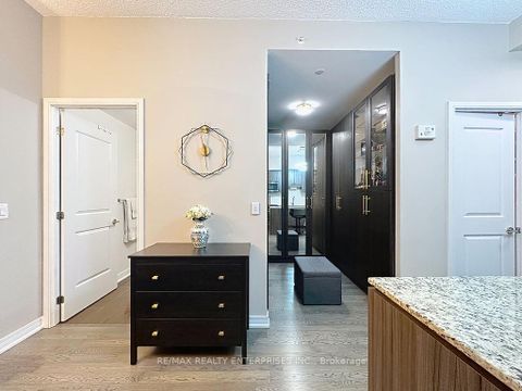 Photo 19 at 802 - 9205 YONGE Street, Langstaff, Richmond Hill Photo 19 at 802 - 9205 YONGE Street, Langstaff, Richmond Hill