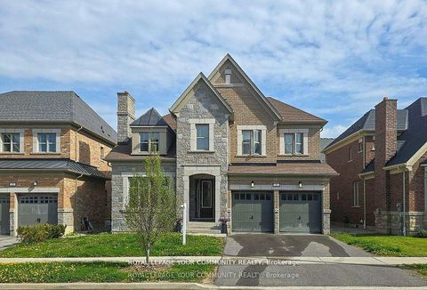 Photo 0 at 6 Straw Cutter Gate, Patterson, Vaughan