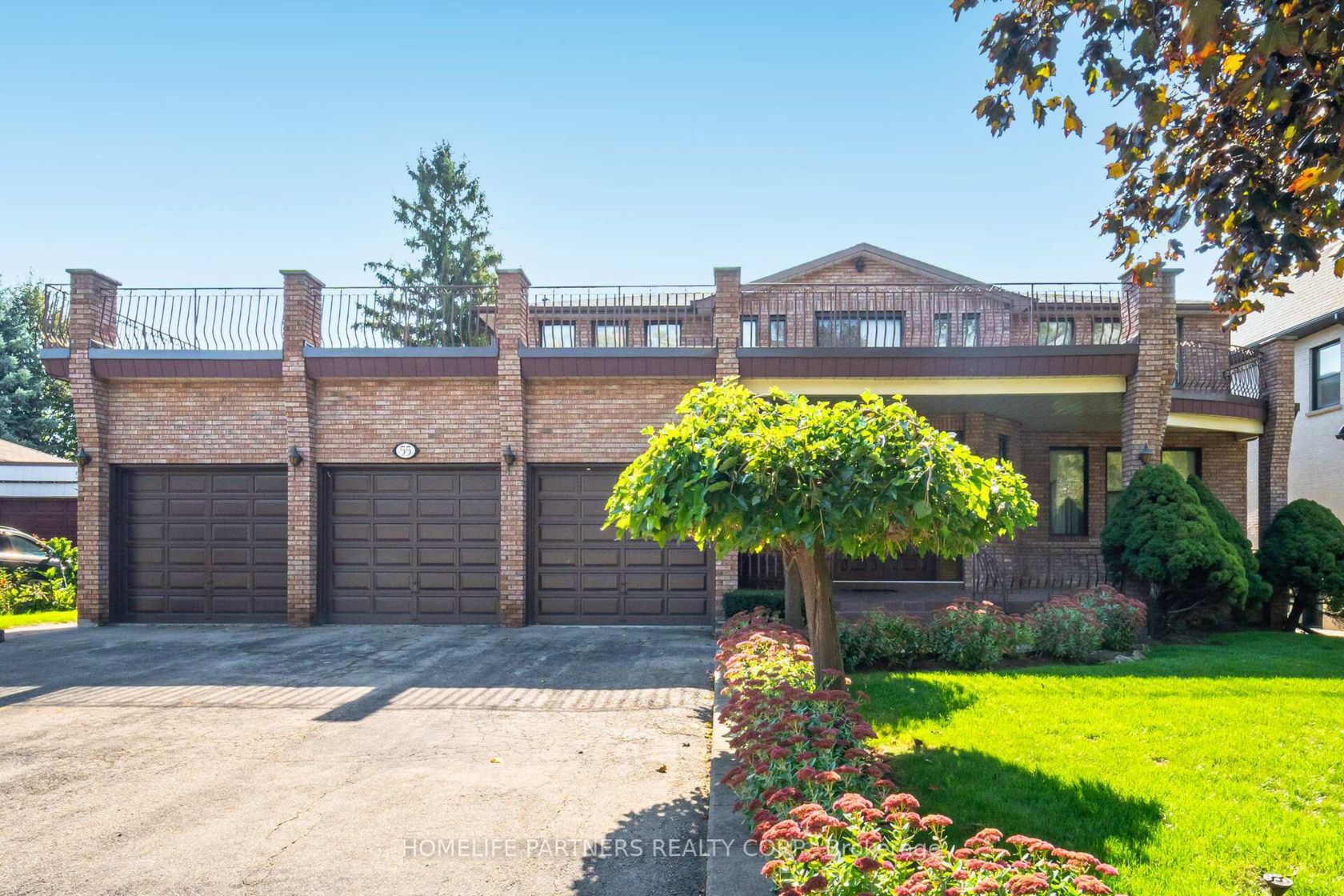 55 Wallasey Avenue, Pelmo Park W5, Toronto by Alessia Polo 55 Wallasey Avenue, Pelmo Park W5, Toronto