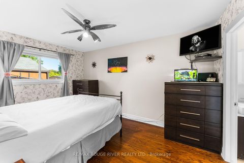 Photo 12 at 22 Tweedrock Crescent, Morningside, Toronto
