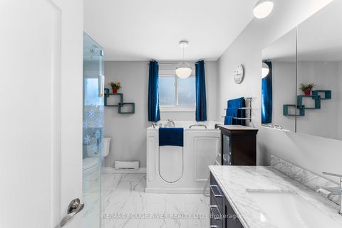 Photo 28 at 22 Tweedrock Crescent, Morningside, Toronto