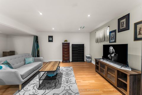 Photo 31 at 22 Tweedrock Crescent, Morningside, Toronto