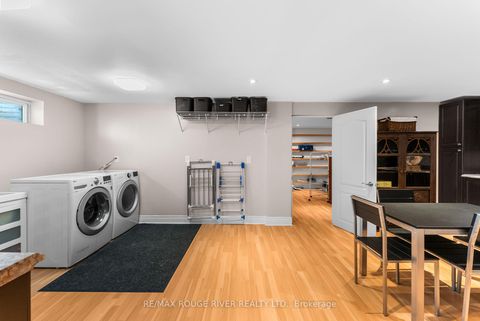 Photo 34 at 22 Tweedrock Crescent, Morningside, Toronto