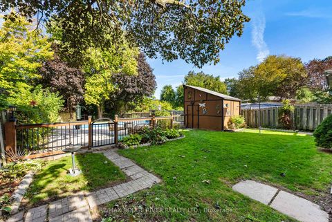 Photo 38 at 22 Tweedrock Crescent, Morningside, Toronto