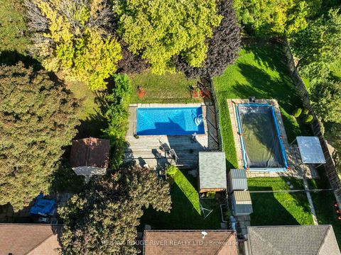 Photo 43 at 22 Tweedrock Crescent, Morningside, Toronto