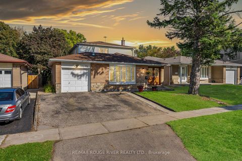 Photo 47 at 22 Tweedrock Crescent, Morningside, Toronto