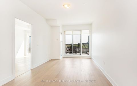 Photo 8 at 422 - 30 Shore Breeze Drive, Mimico, Toronto