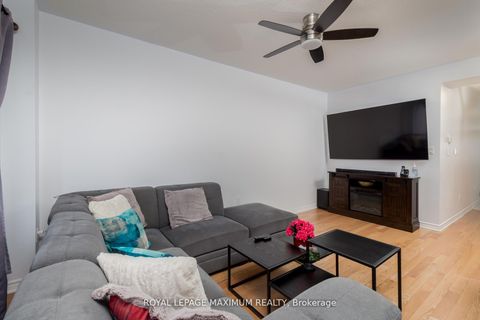 Photo 9 at 1518 Farrow Crescent, Alcona, Innisfil