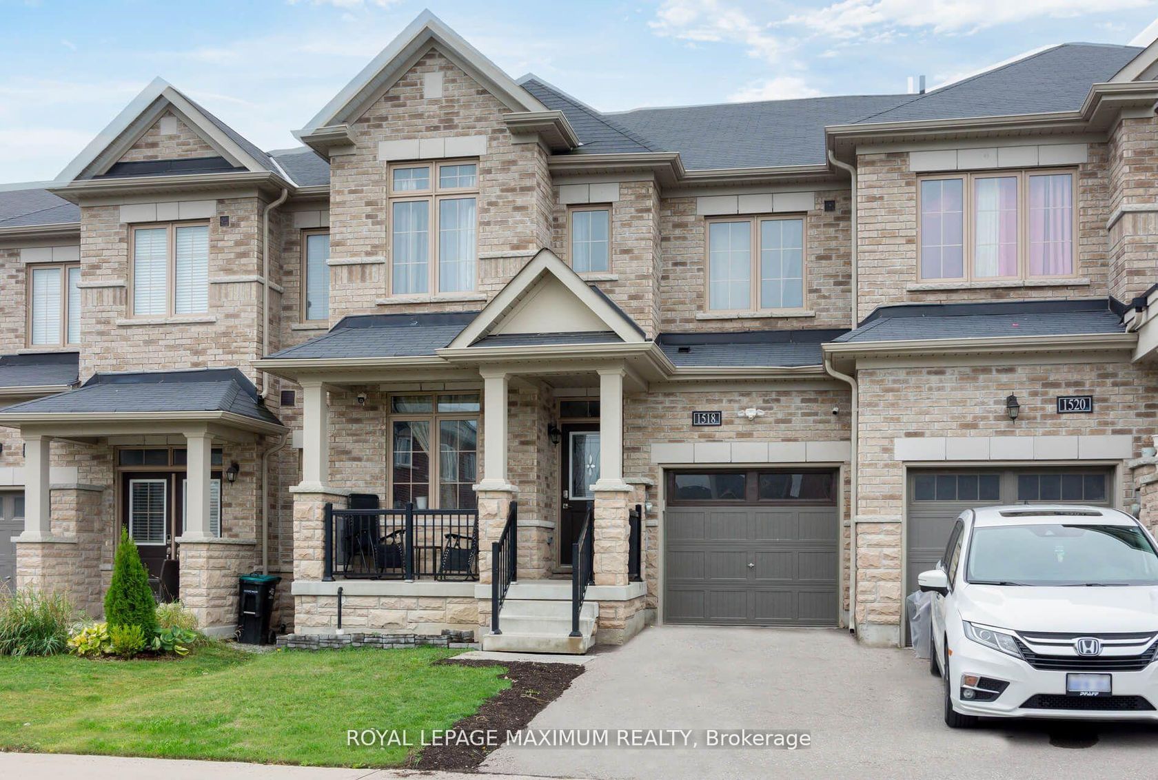 1518 Farrow Crescent, Alcona, Innisfil photo number 2