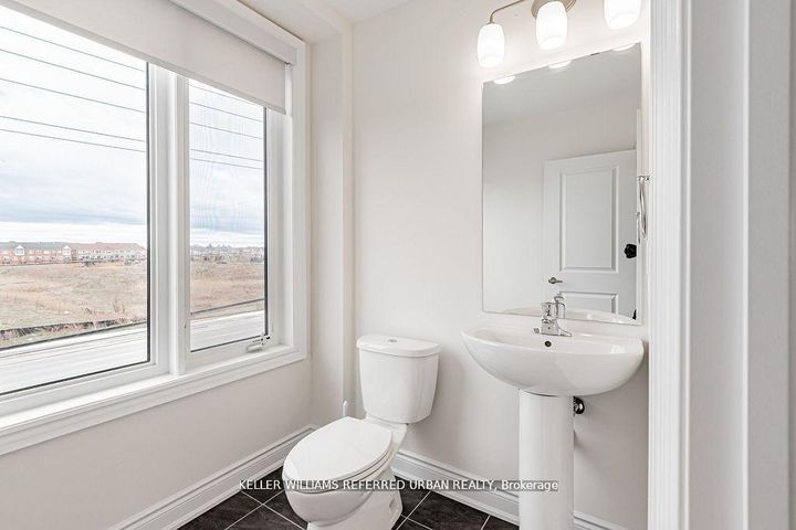 Photo 15 at 351 Tennant Circle, Vellore Village, Vaughan