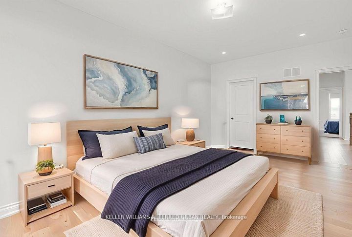 Photo 18 at 351 Tennant Circle, Vellore Village, Vaughan