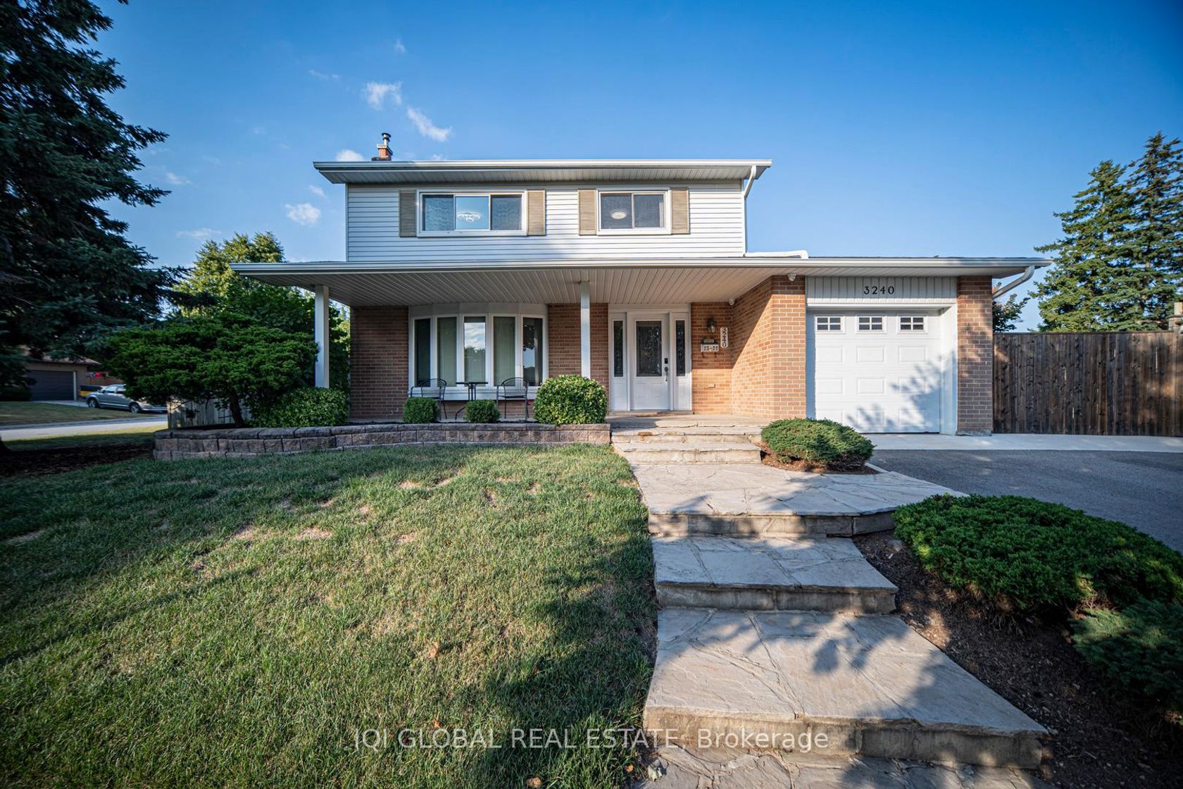 3240 Centennial Drive, Palmer, Burlington 
