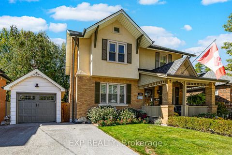 Photo 1 at 208 Lorne Avenue, Central Newmarket, Newmarket