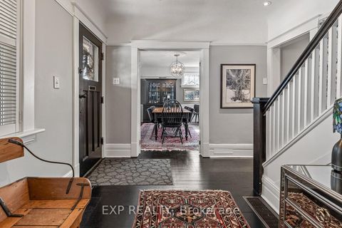 Photo 4 at 208 Lorne Avenue, Central Newmarket, Newmarket