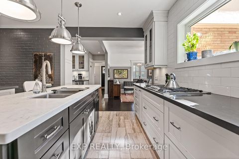 Photo 16 at 208 Lorne Avenue, Central Newmarket, Newmarket