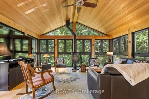 Photo 18 at 208 Lorne Avenue, Central Newmarket, Newmarket