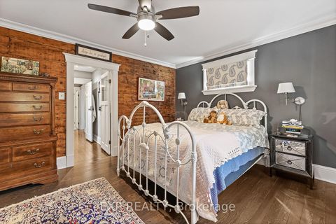 Photo 24 at 208 Lorne Avenue, Central Newmarket, Newmarket